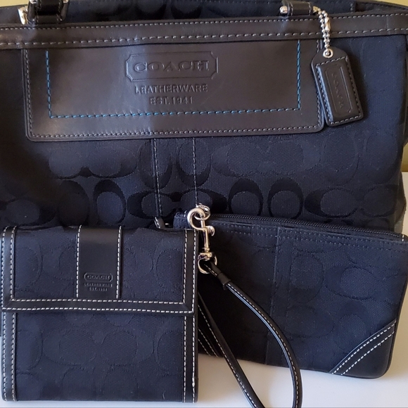 Coach Handbags - Coach 3 piece set